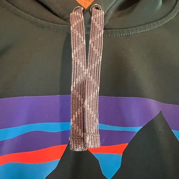 Patagonia Forest Green Hoodie with Logo - Picture 3 of 11